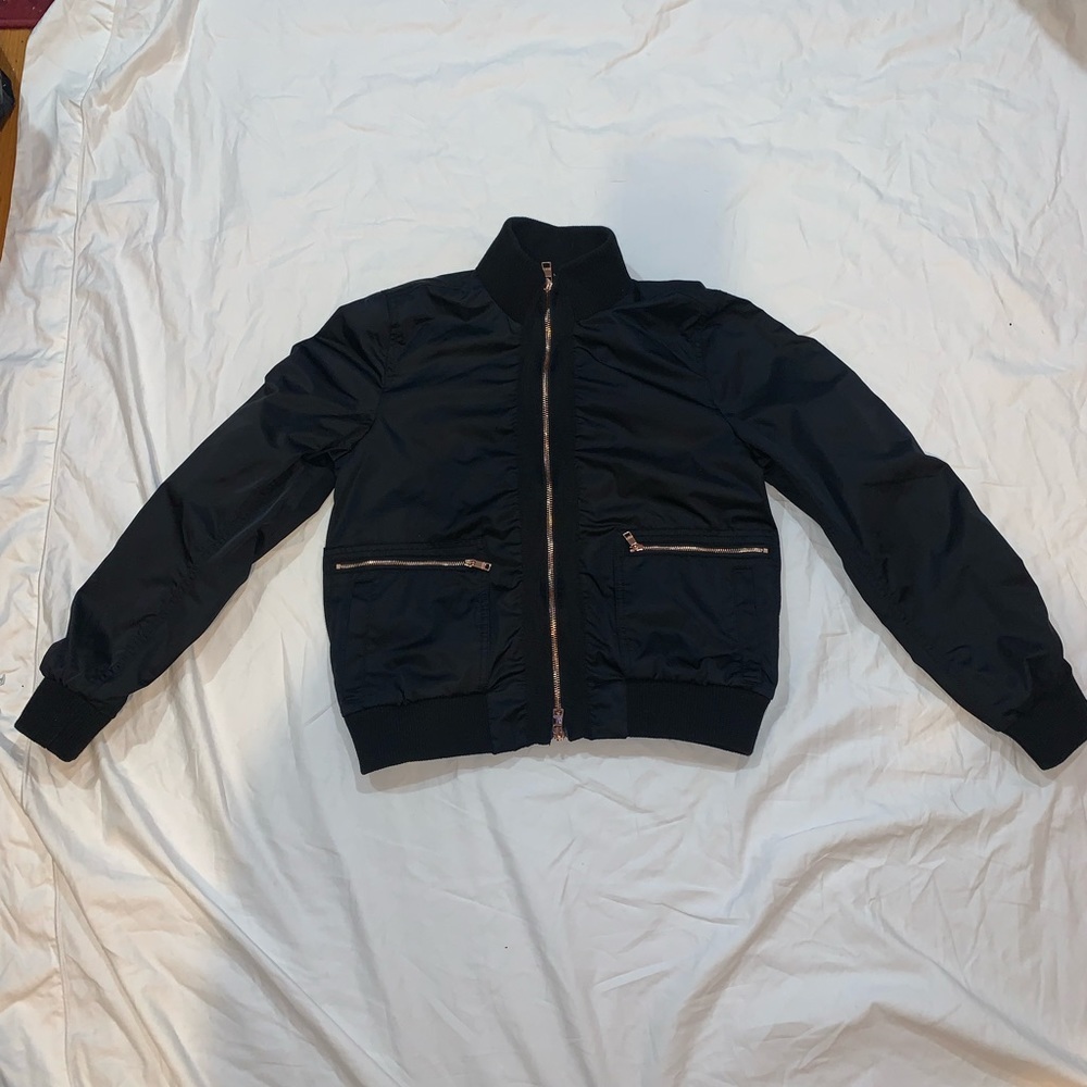 Blazer - Picture 2 of 5